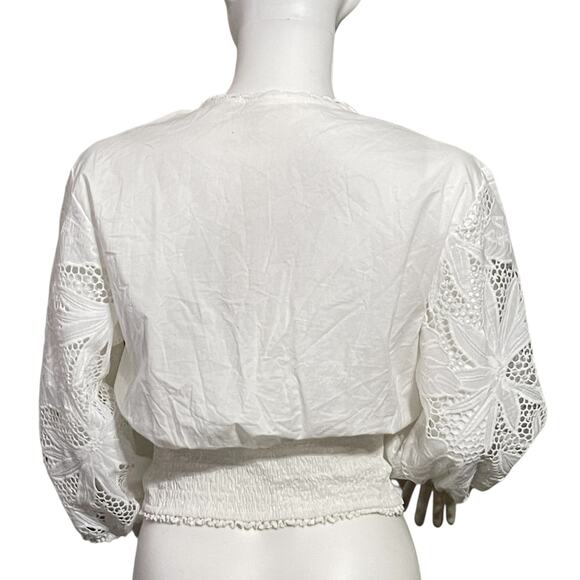 Miss Me Crochet Light Woven Cropped Top in White Size S NEW - Picture 4 of 5